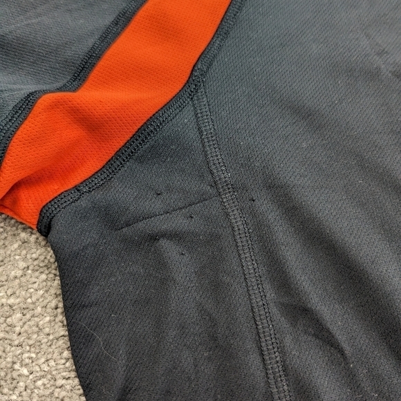 NEW Balance black and orange athletic Tshirt size Medium - Picture 9 of 10